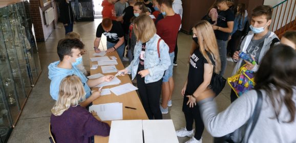 Wybory do Samorządu uczniowskiego 2020/2021.