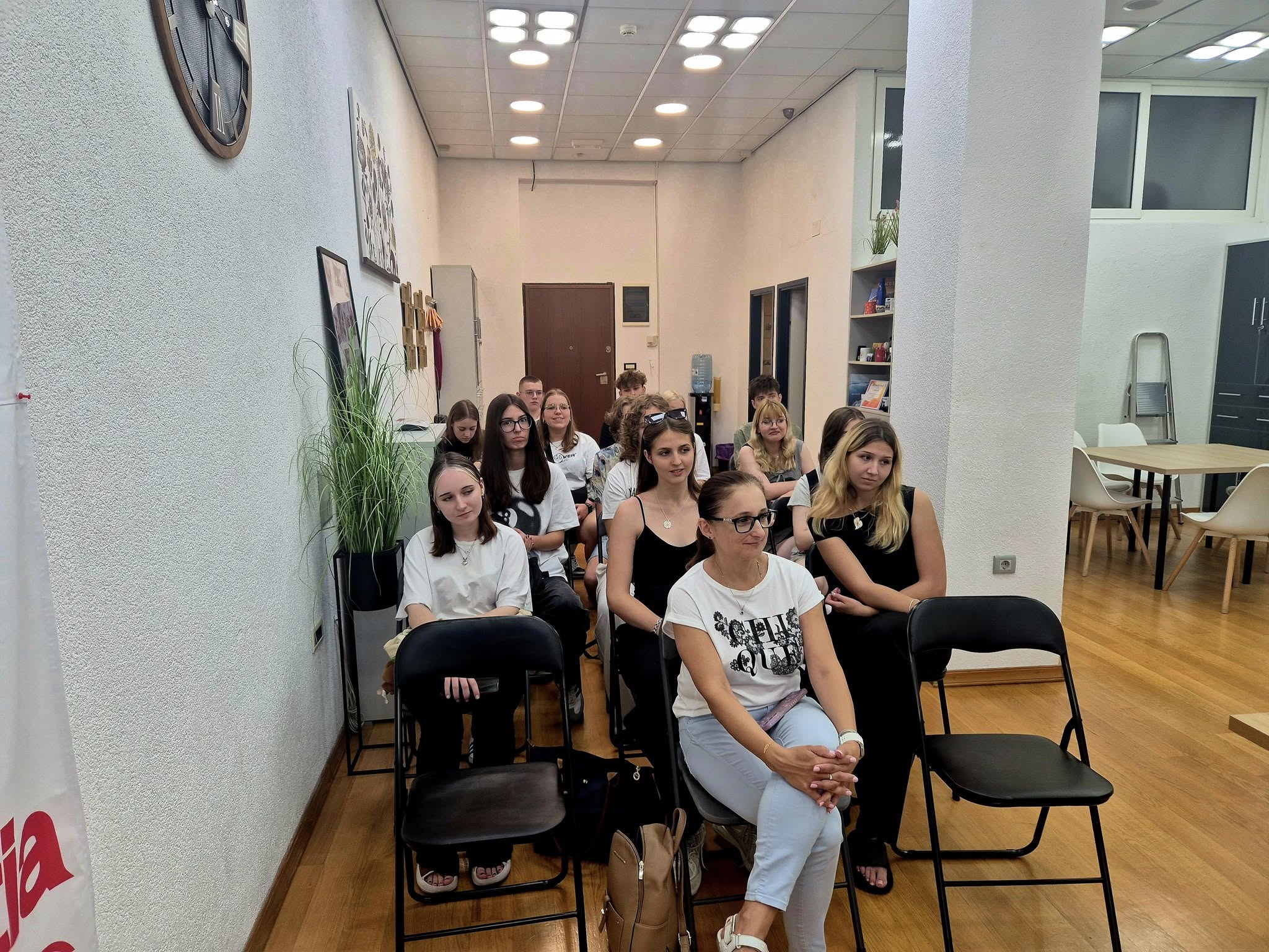 548187363_122156349176747927_873509804446781549_n