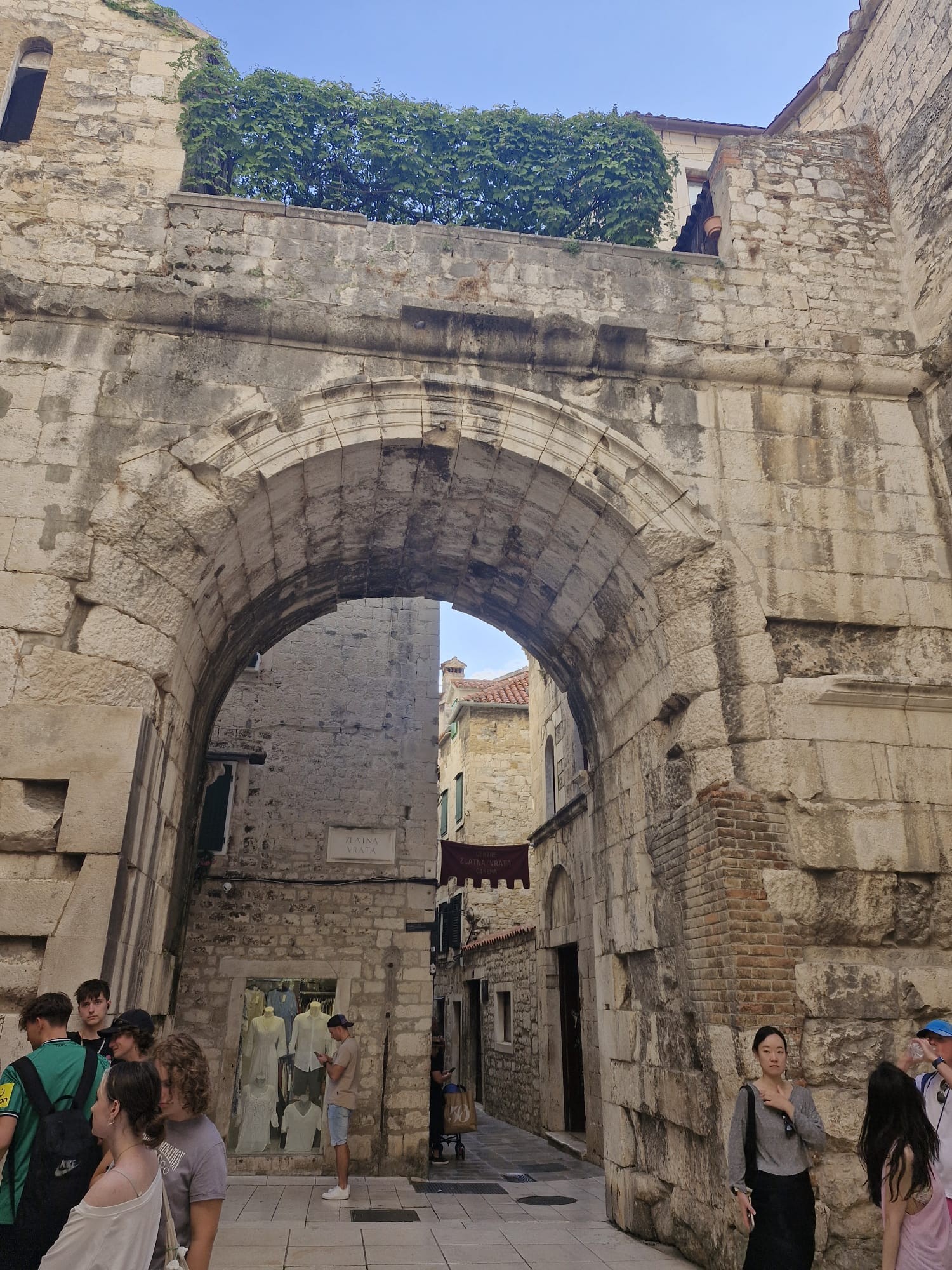 548535318_122156691338747927_6980290082177117640_n