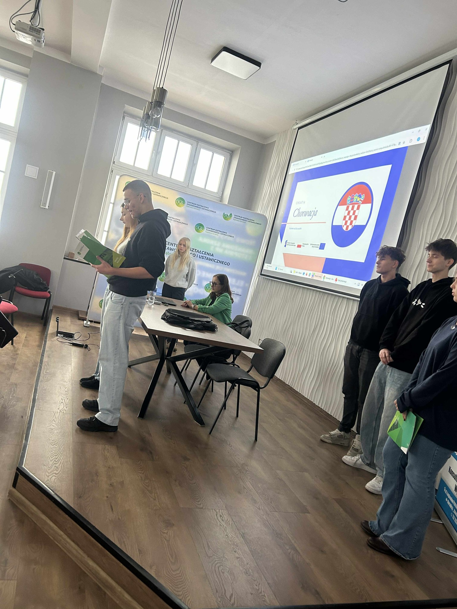 589742620_122169770294747927_2453570047426365104_n