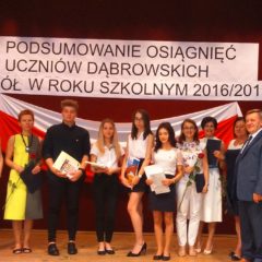 Uroczyste podsumowanie osiągnięć dąbrowskich szkół