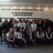 Ślubowanie klas pierwszych 2022 w Nowym Ekonomiku