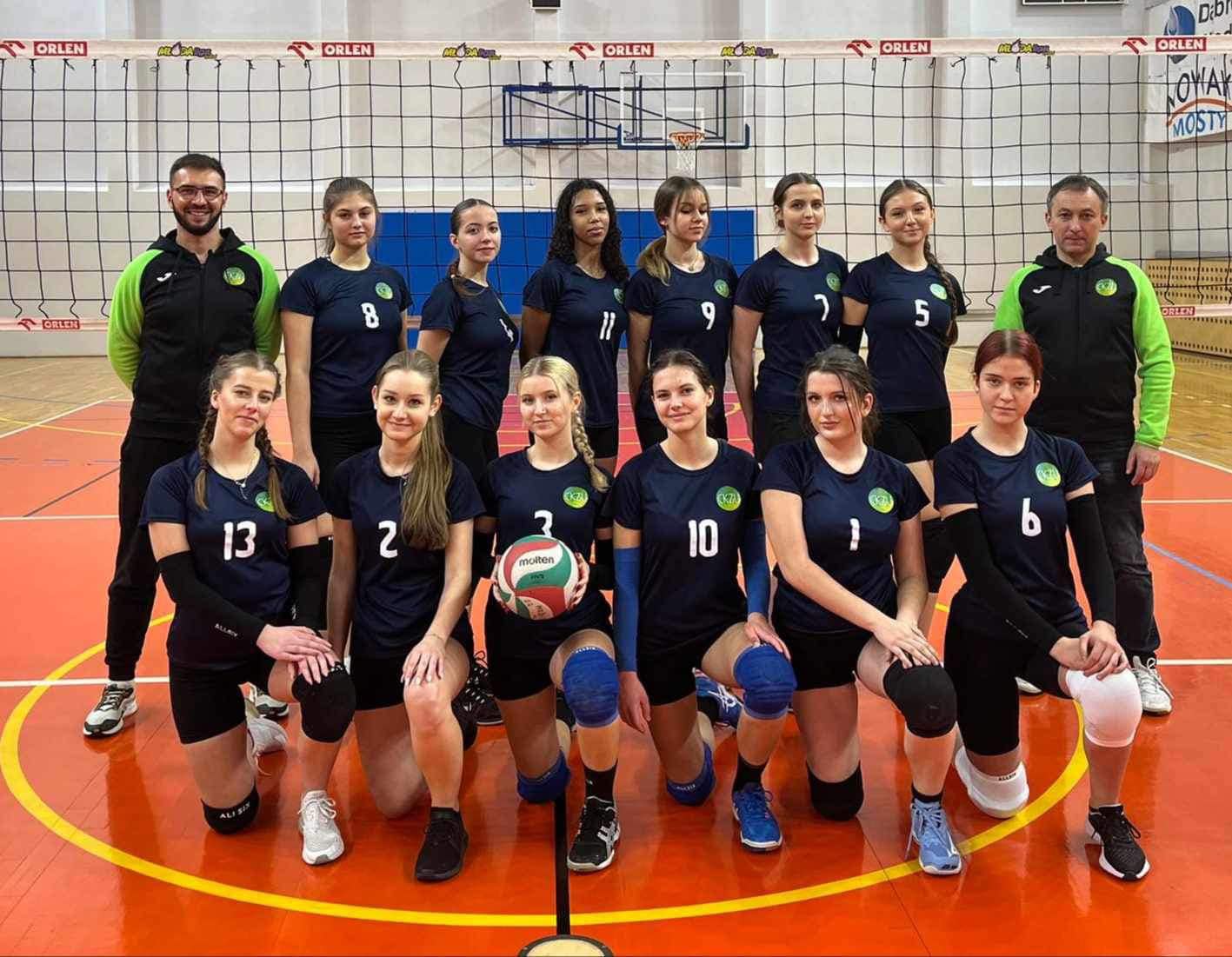 Sukces naszych siatkarek