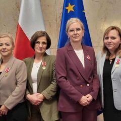 Gratulacje!!! W piątek 17.10.2025 w Urzędzie Wojewódzkim wręczono Medale Komisji Edukacji Narodowej.