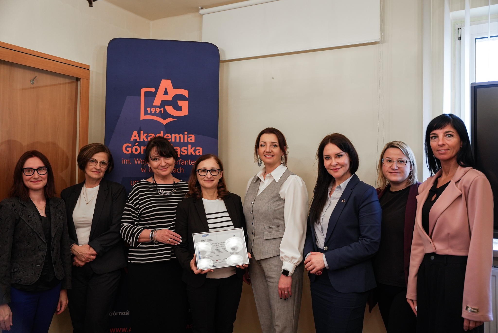 571270517_1576284700016873_4907242355019897755_n