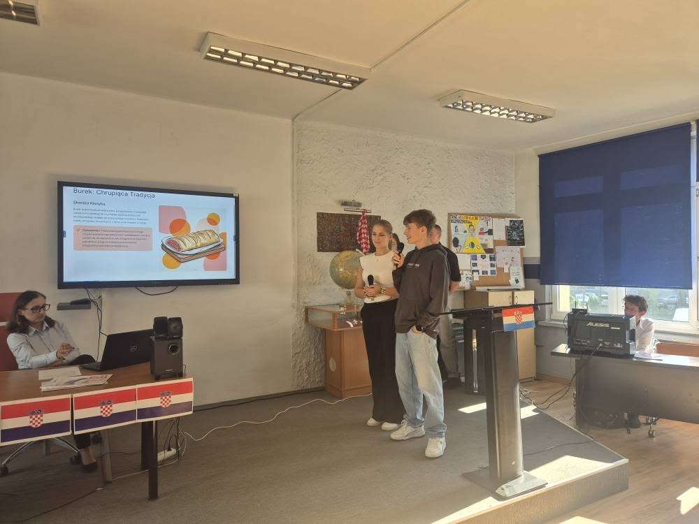 576995570_122165831948747927_5296184551906856773_n