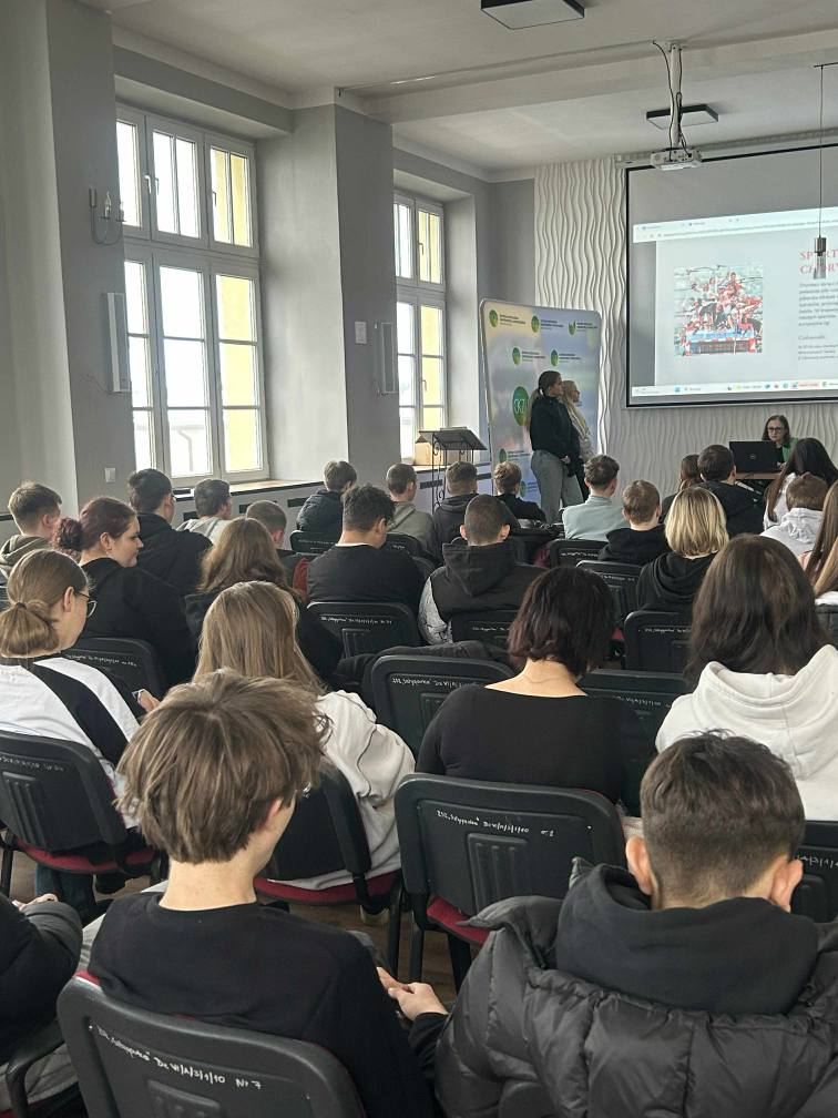 589184359_122169768038747927_5979910095812195629_n