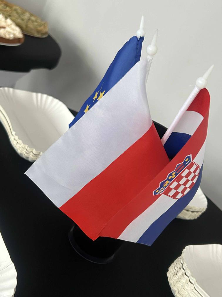 590593627_122169767906747927_7873916663210988049_n