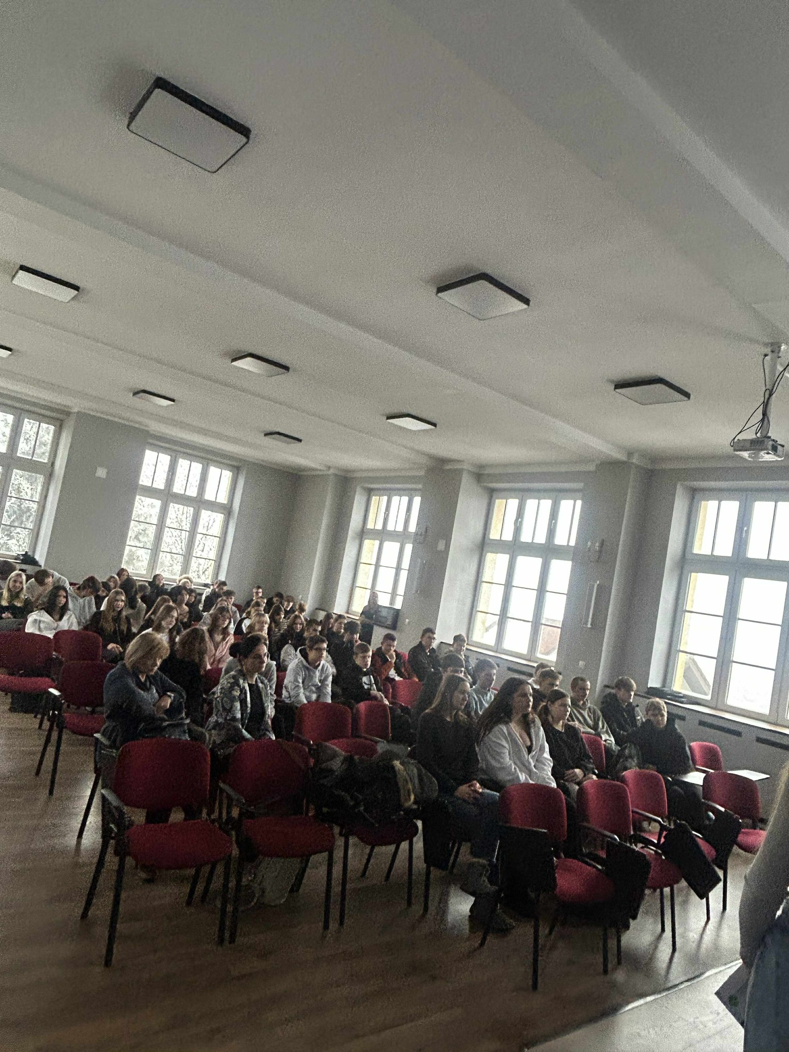 592552528_122169770516747927_8068435225019753044_n